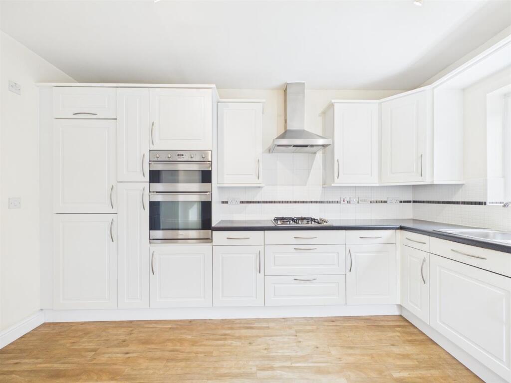 House in Gloucester, Barnwood - View 5