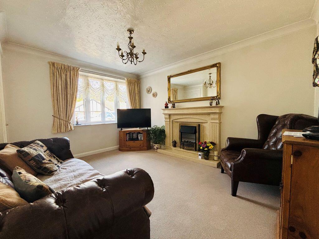 Hargreave Close, Sutton Coldfield photo 5