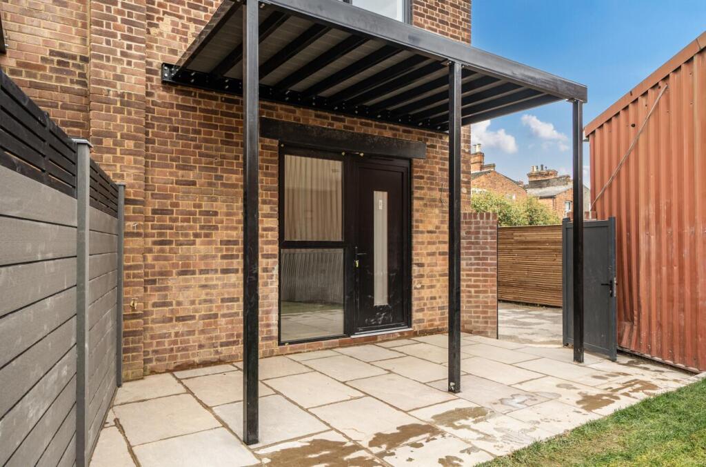 Talent Factory Apartments, Barmeston Road, London, SE6 3BH photo 2