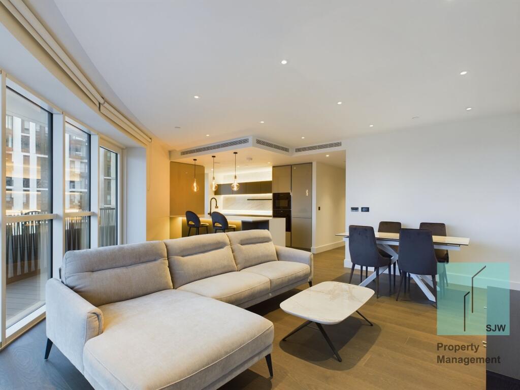 Main image of property: Cascade Way, London, W12