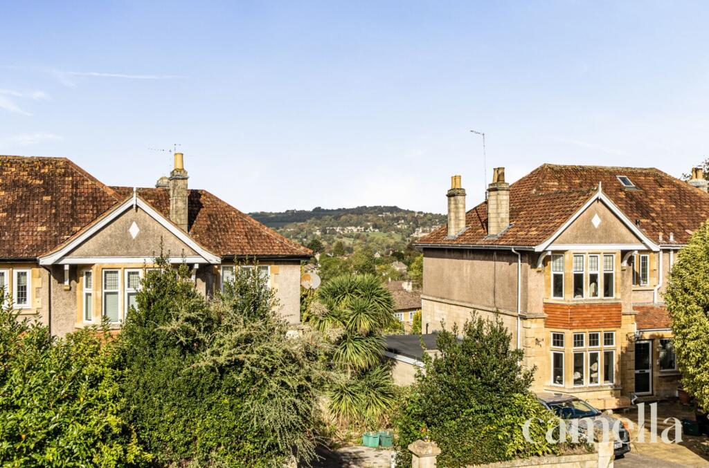 House in Bath - View 4