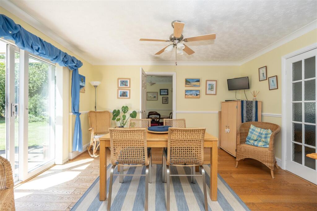 House in South Holland, Guy's Wells, Whaplode CP - More