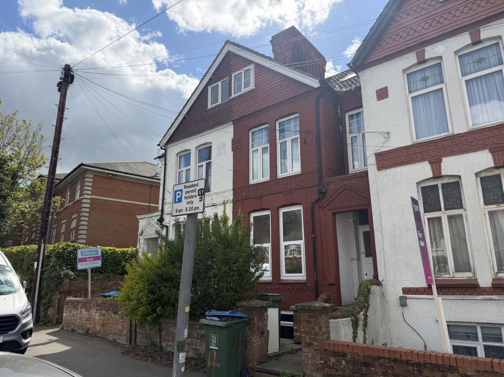 Main image of property: Bicester Road, Aylesbury, HP19