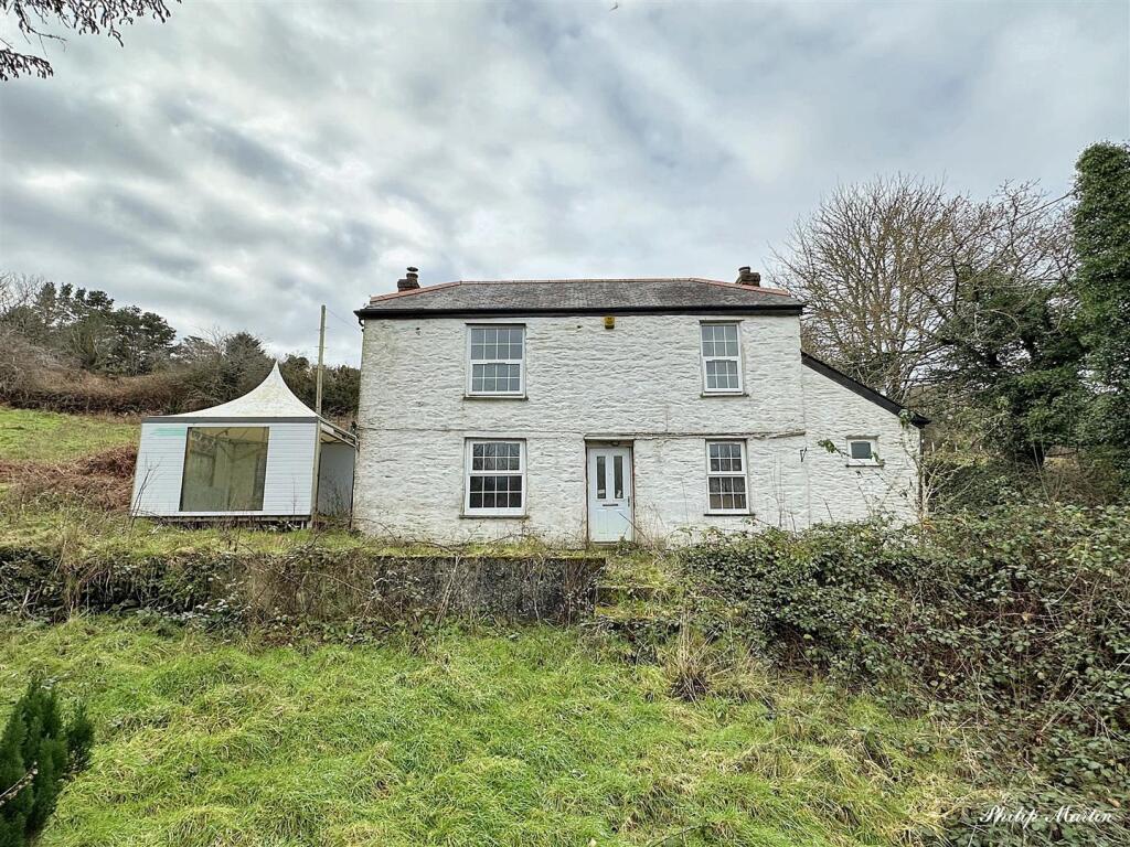 Main image of property: Twelveheads, Truro