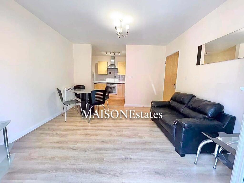 Apartment in Coventry, West Midlands - View 4