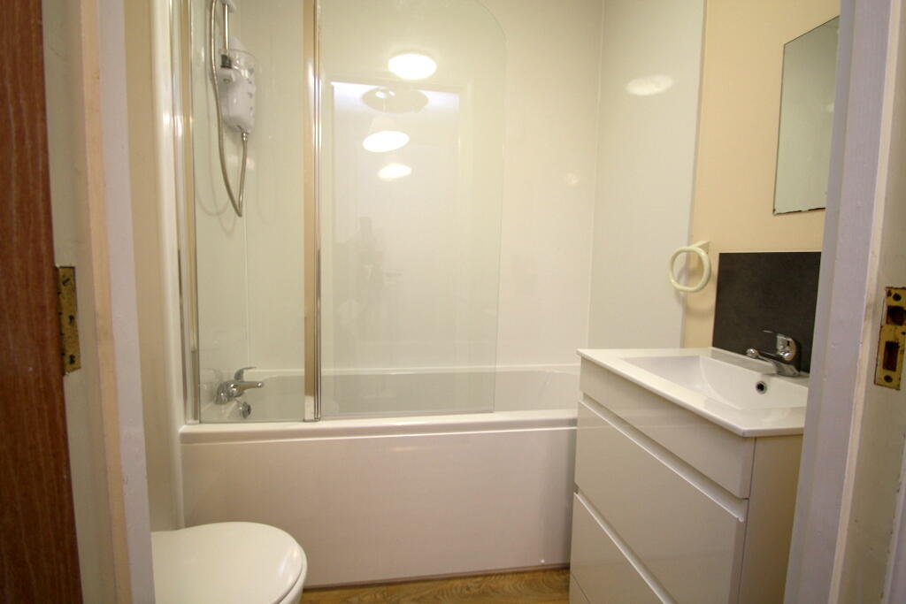 House in Peterborough - View 5