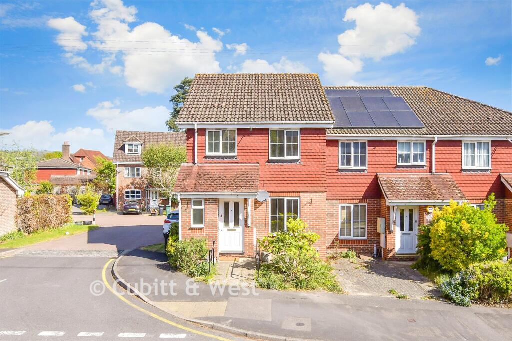 3-bed terraced on North Street, Redhill, Surrey, £425,000