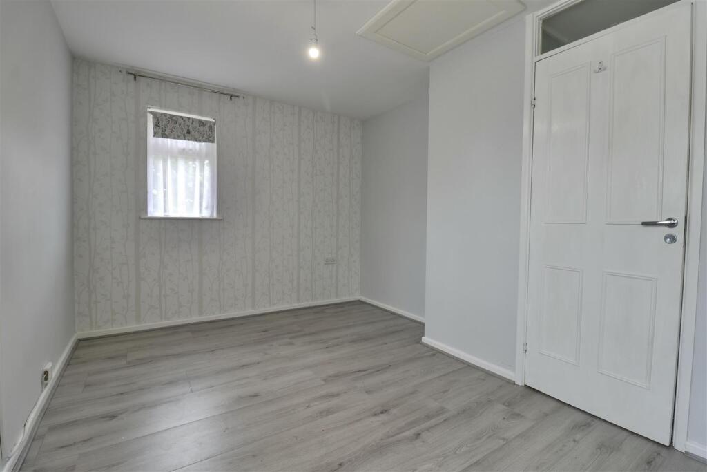 Ripon Gardens, Waterlooville - View 5