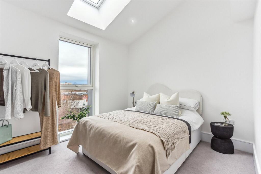 Apartment in Bristol - More