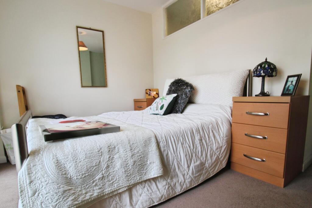 Apartment in Leicester - More