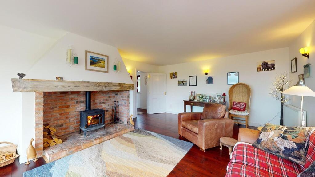 House in Llandudno - More