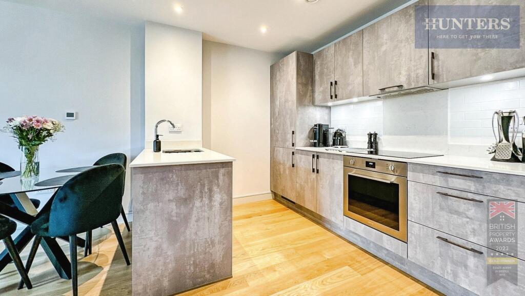 Apartment in Bristol, Wapping Wharf, Southville - More