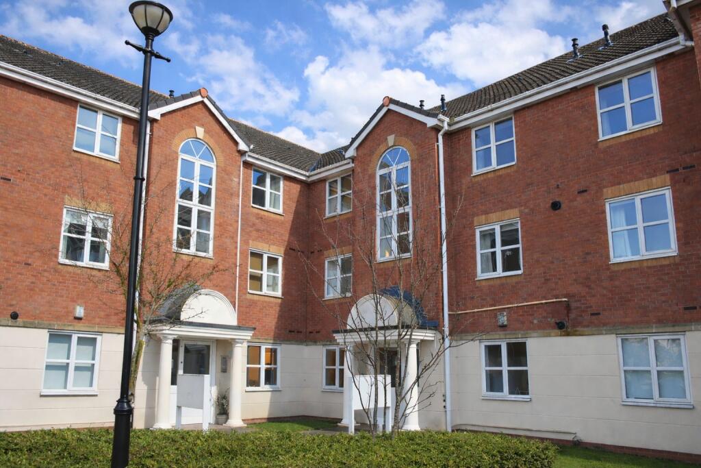 Main image of property: Wyndley Close, Four Oaks, Sutton Coldfield, B74