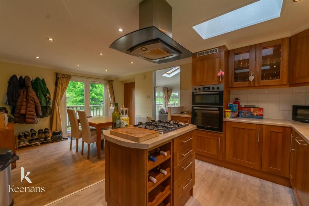 House in Ribble Valley, Gisburn - More