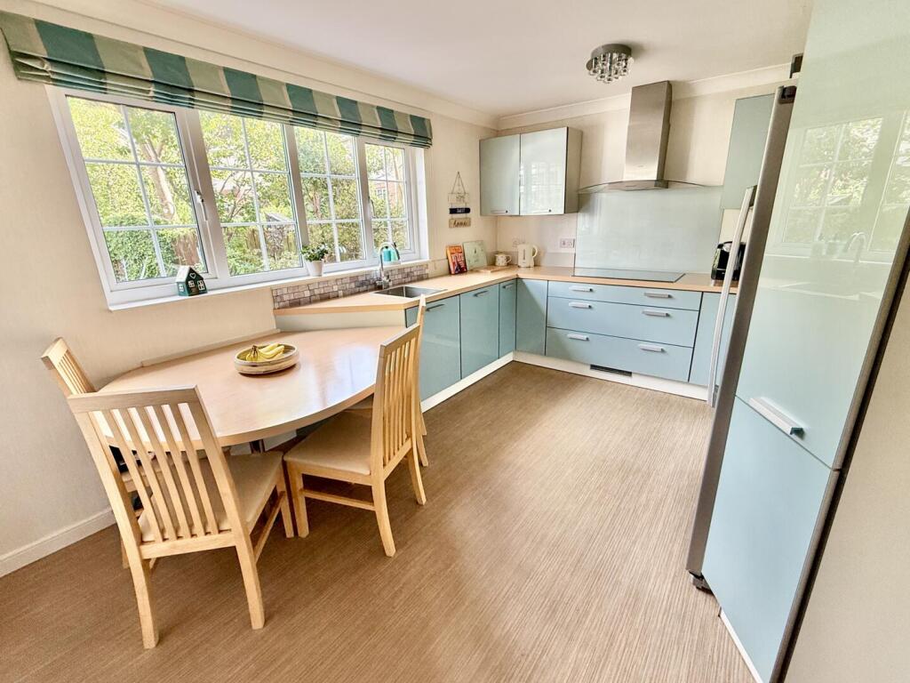 House in Kilmarnock, North Ayrshire - View 5