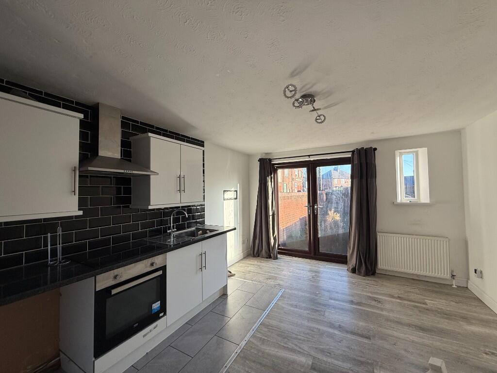 Racca Green, Knottingley, West Yorkshire, WF11 photo 3