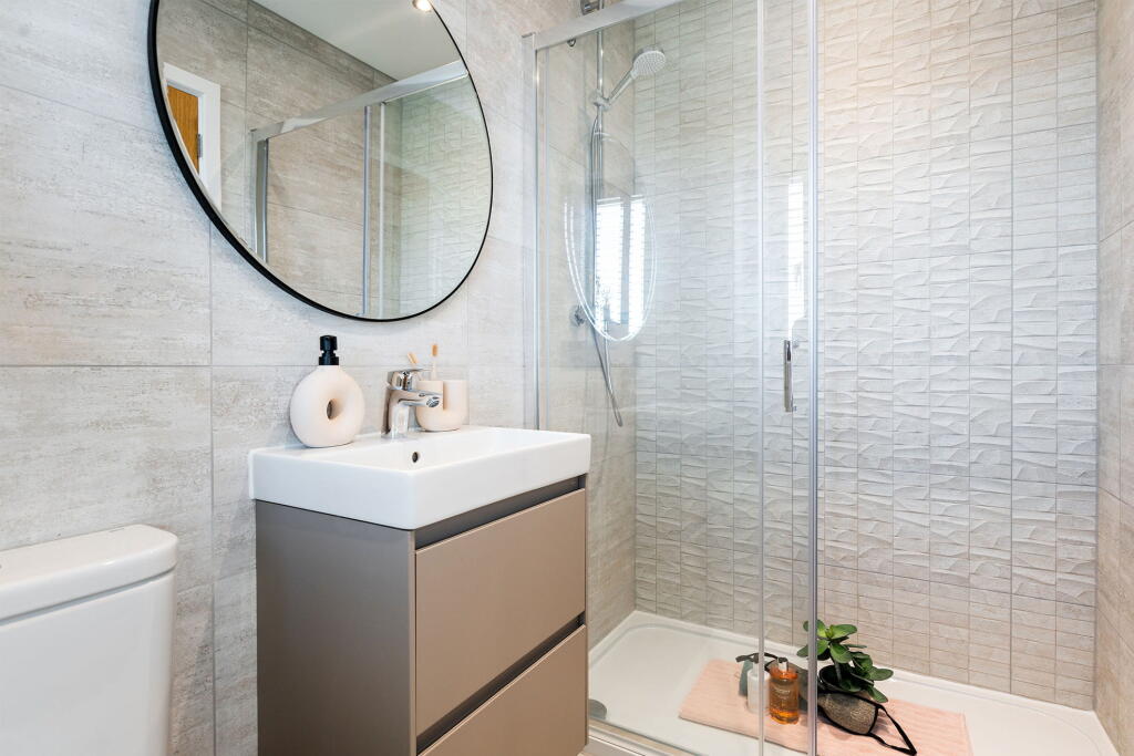 Highfield Close, Semington, Trowbridge image 4