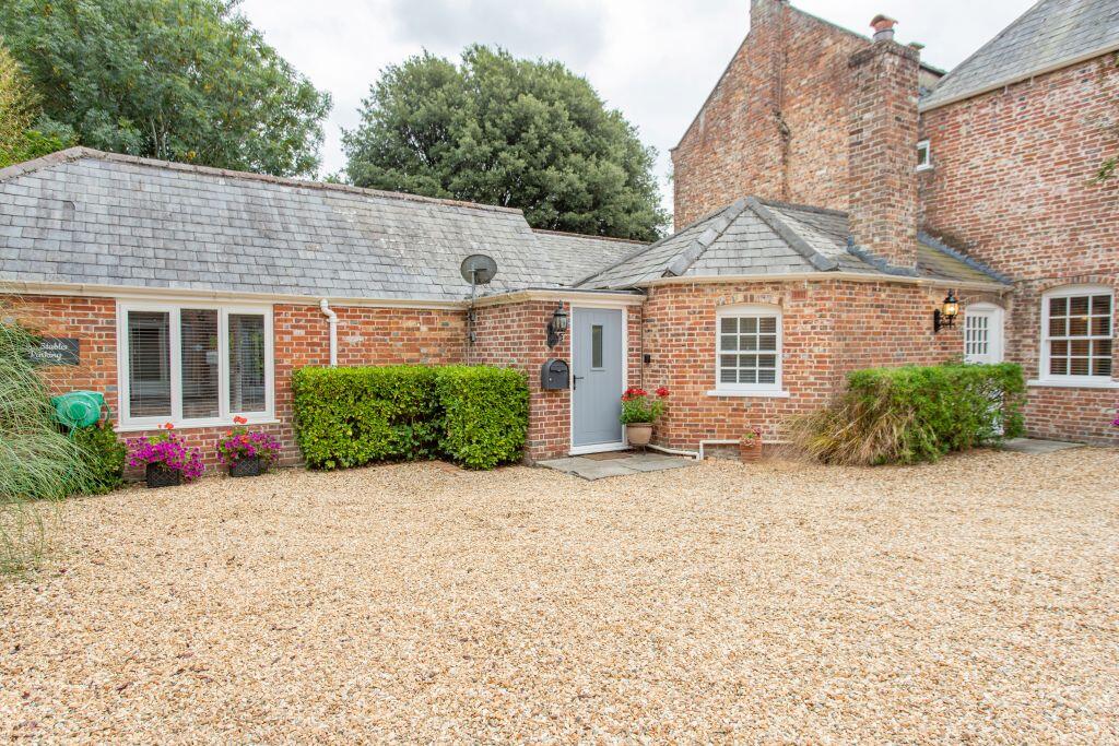 Main image of property: Ringwood Road, Ferndown, Dorset, BH22