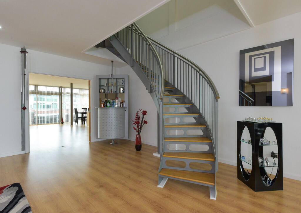 4 bedroom penthouse for rent