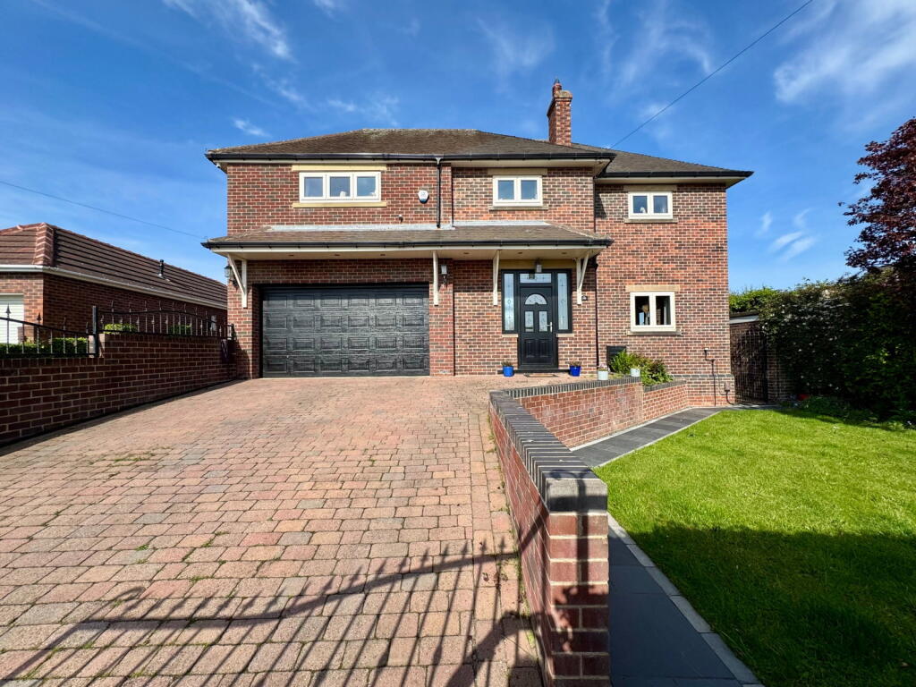 Main image of property: The Balk, Staincross, Barnsley, S75 6JJ