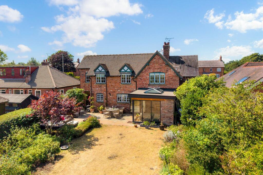 House in Crewe - View 2