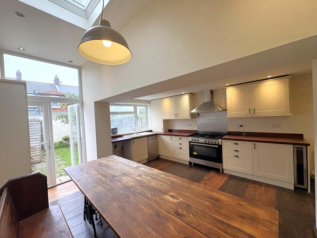 House in Exeter, St Thomas - View 4