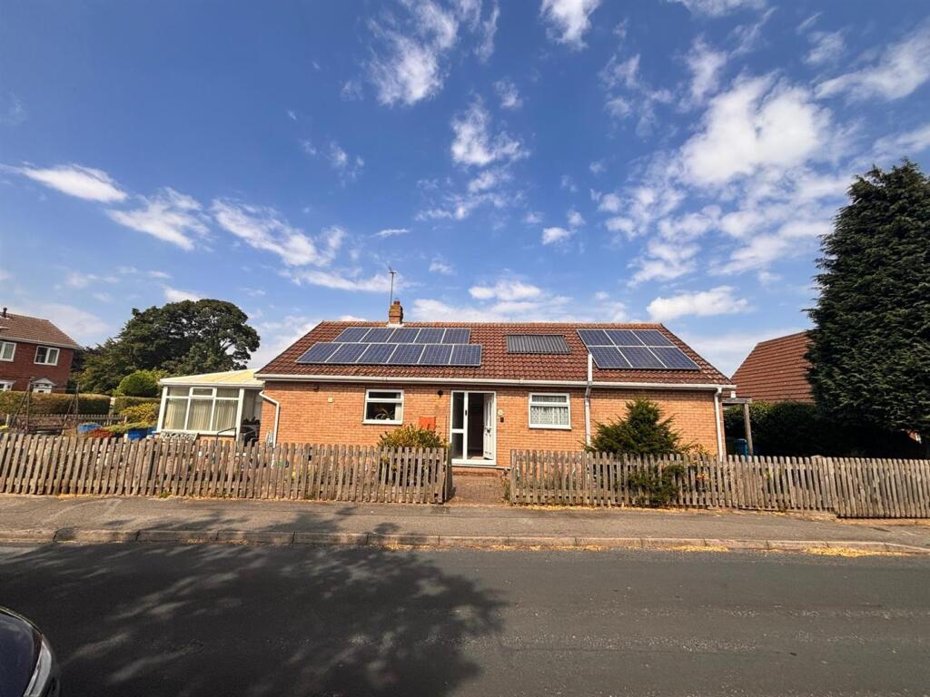 Main image of property: Woolam Hill, Burstwick, Hull