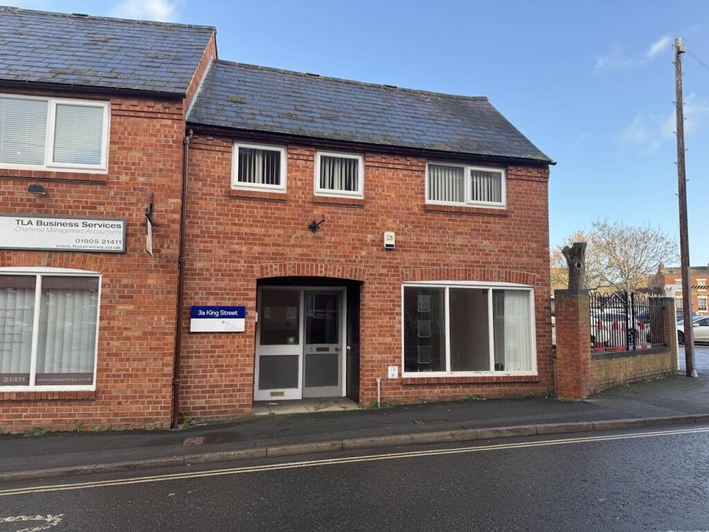 Main image of property: 3 King Street, Worcester, WR1 2NX