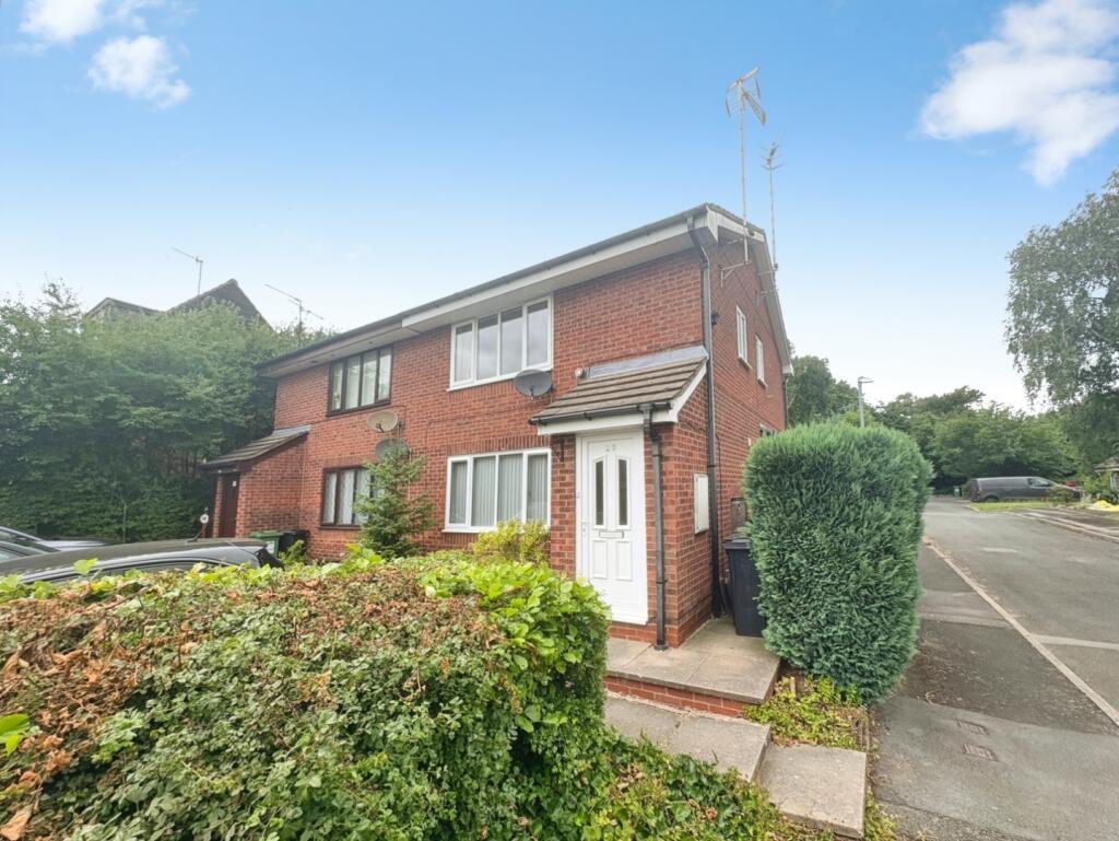 Main image of property: Hawkesbury Close, Redditch