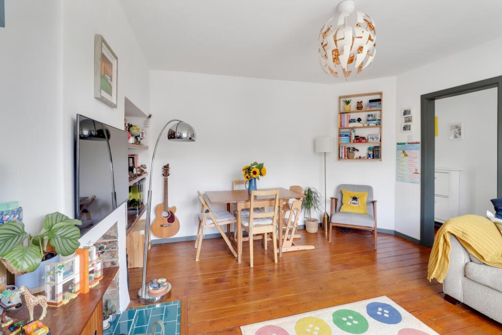 House in London - View 5