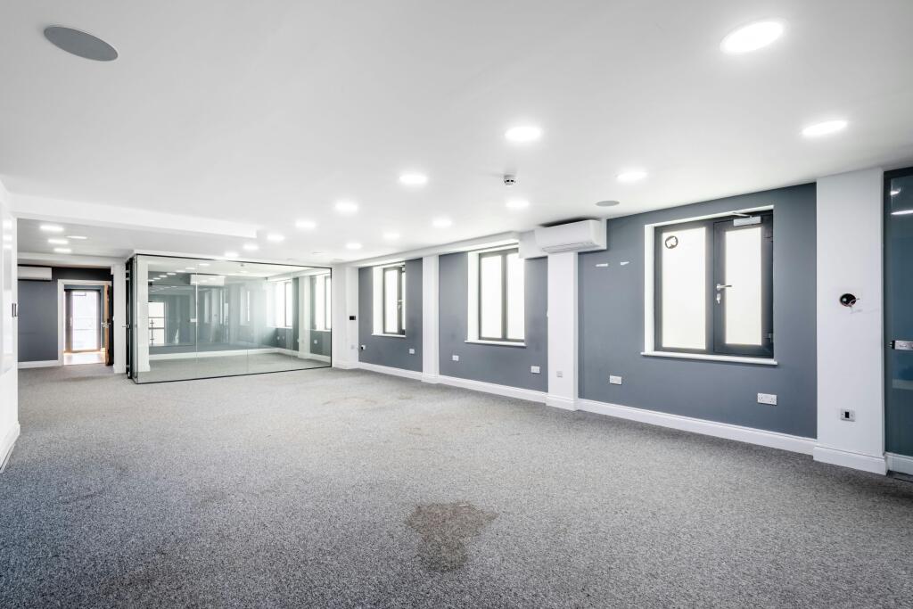 Hoxton St 128 - Low Res 18.jpg