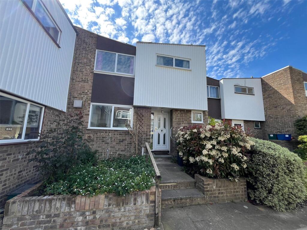 Main image of property: Regency Walk, Croydon, CR0