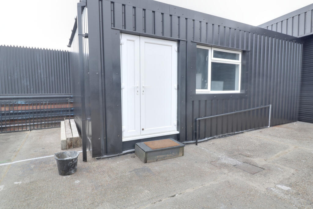 Main image of property: High Road, Benfleet, SS7