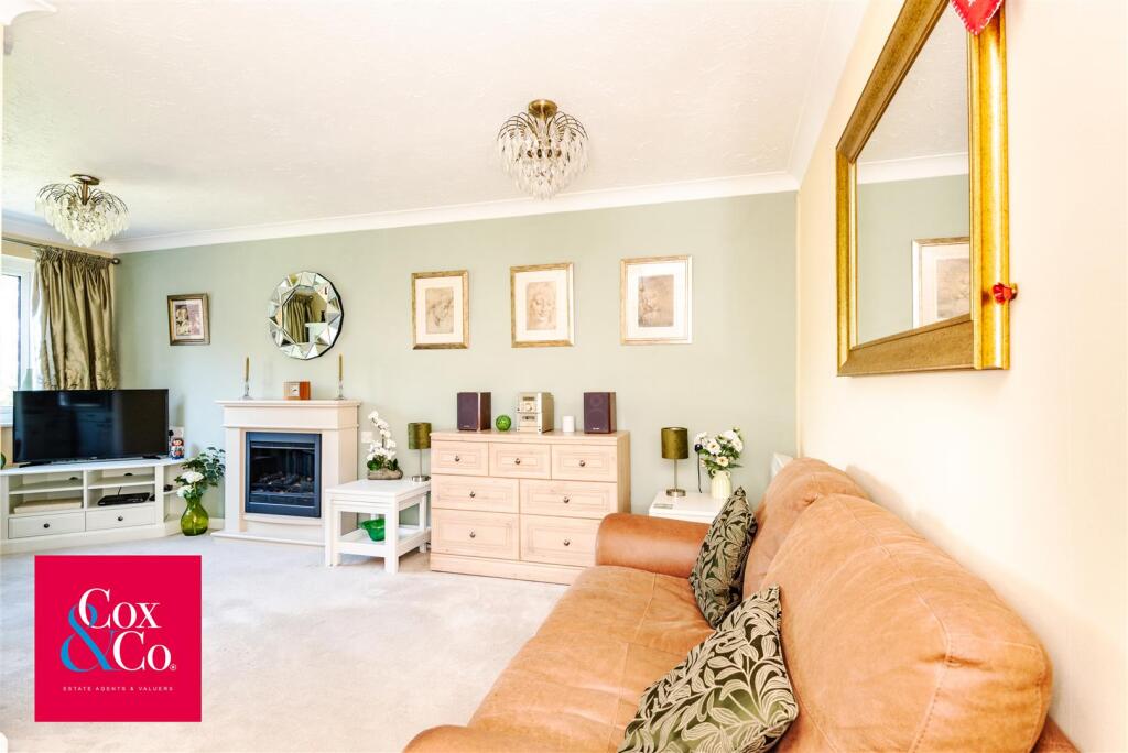 Apartment in Hove, West Blatchington - View 2