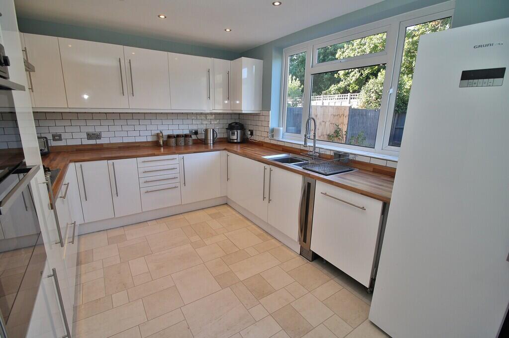 House in Portsmouth - View 2