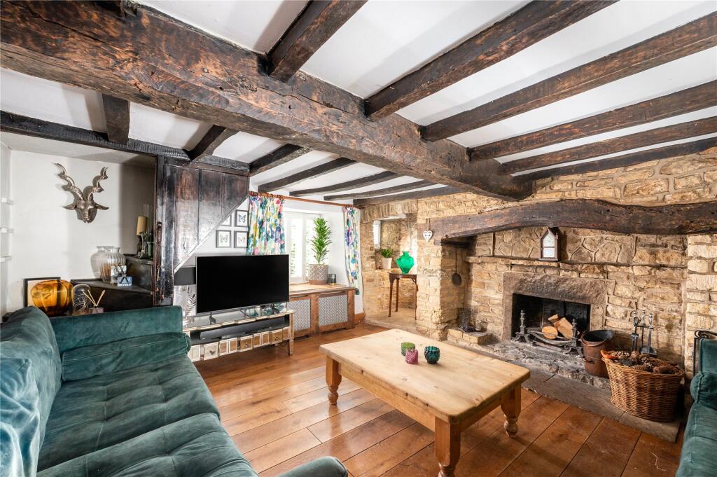 Bakers Lane, Shutlanger, Towcester, Northamptonshire, NN12 - View 2