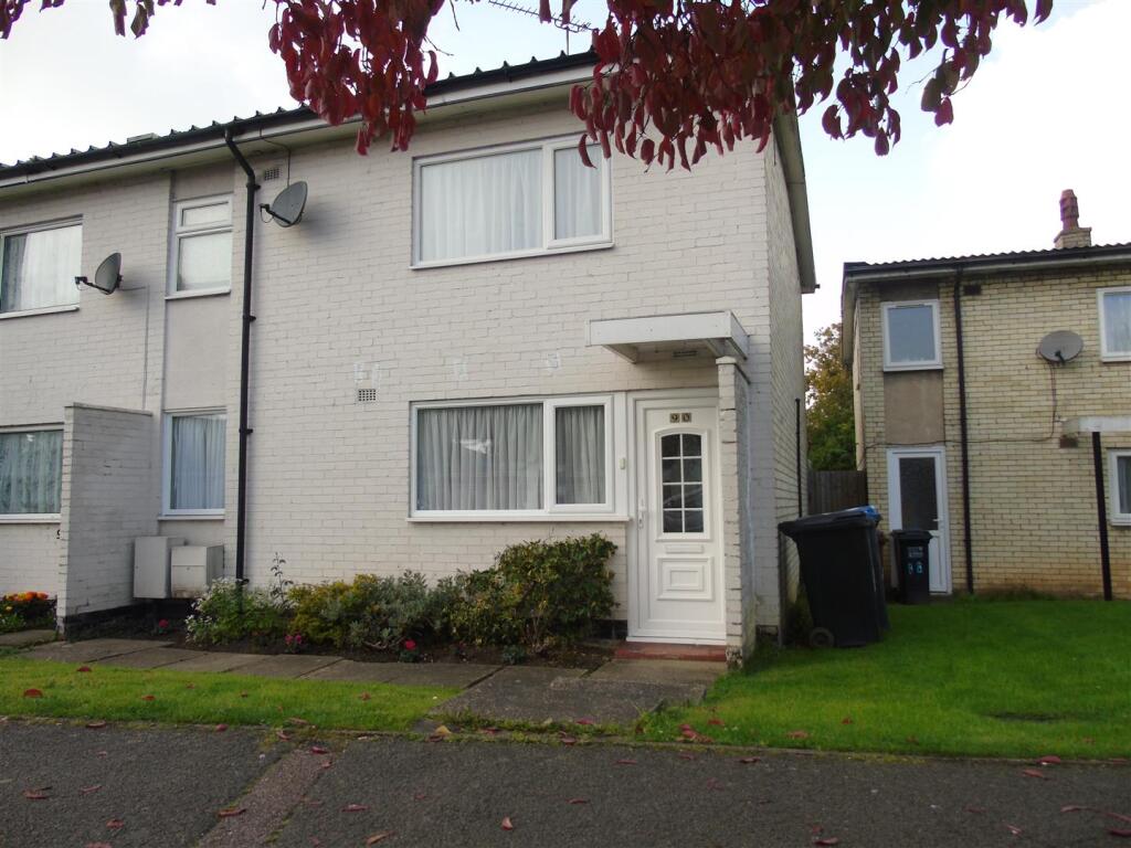 Main image of property: Bishops Rise, Hatfield