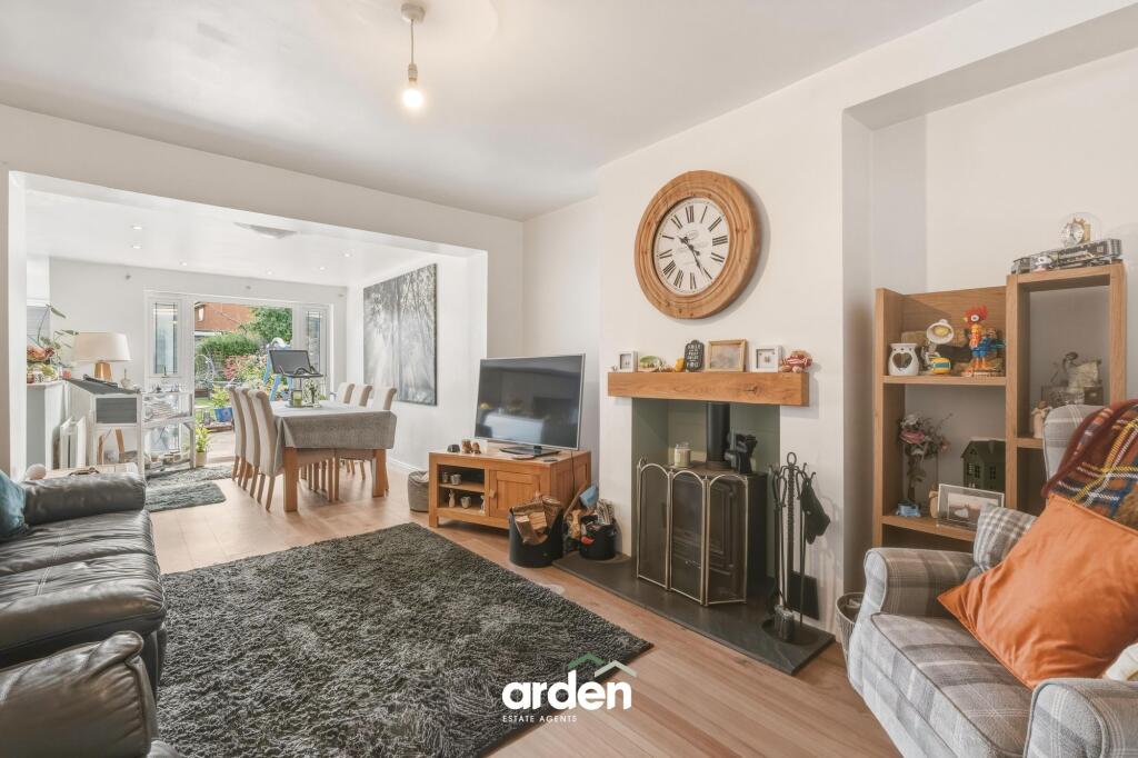 Maple Road, Rednal, B45 photo 5