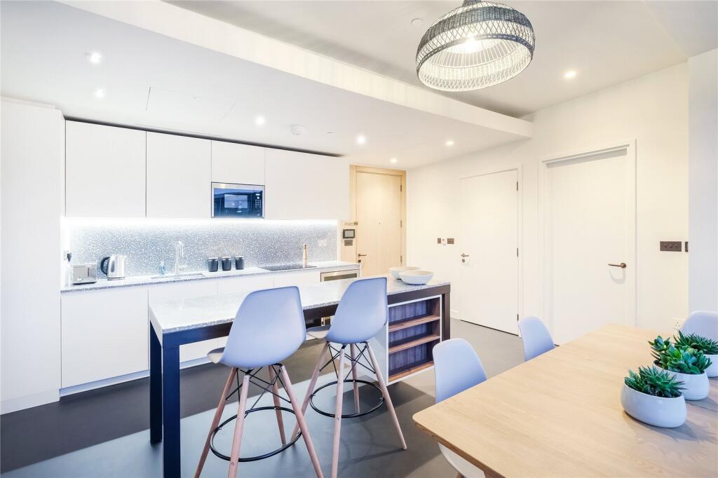 Apartment in London, Shepherd's Bush - View 5