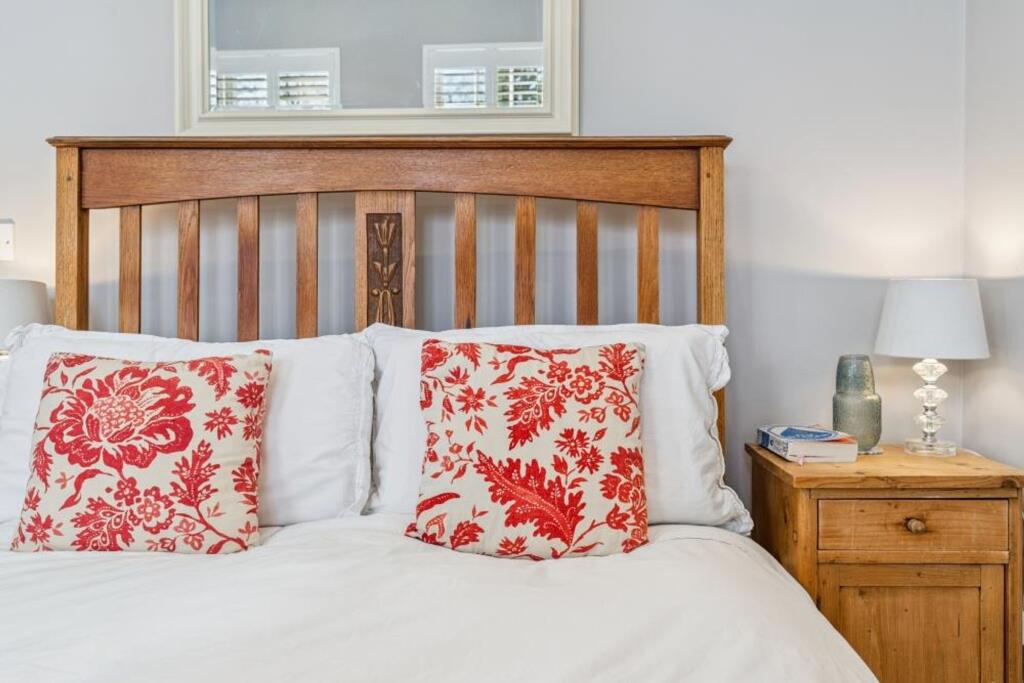 Additional image 18 of Beningfield Drive, London Colney, AL2