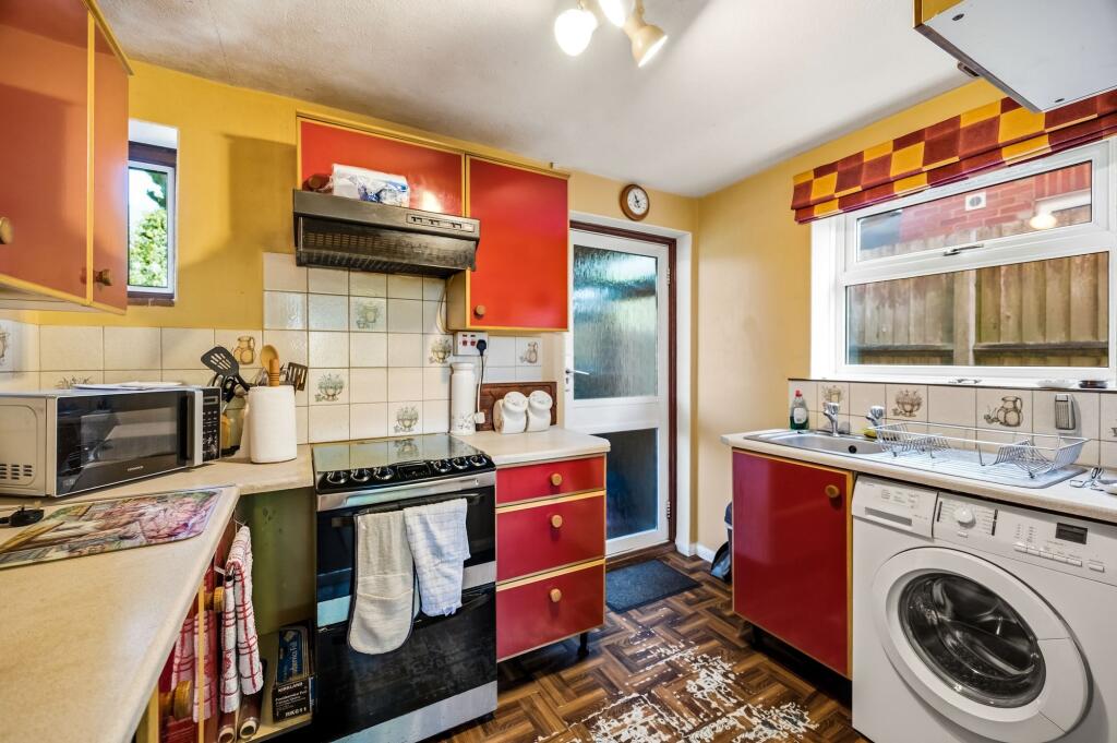 Wyness Avenue, Little Brickhill, MK17 - More