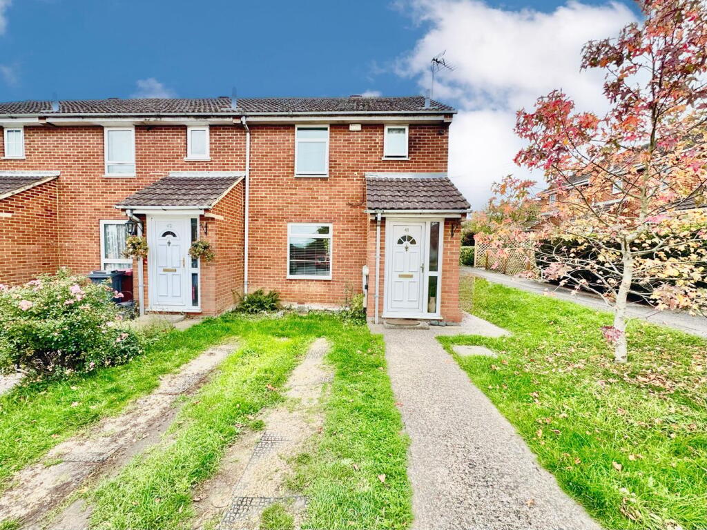 Main image of property: Minton Close, Tilehurst, Reading, RG30