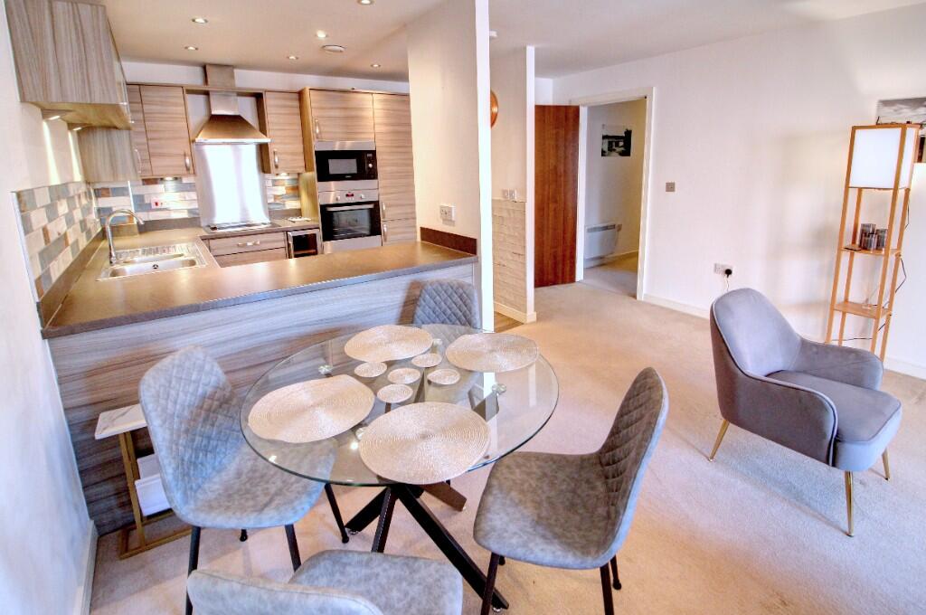 Worsdell Drive, Gateshead, Tyne And Wear, NE8 photo 2