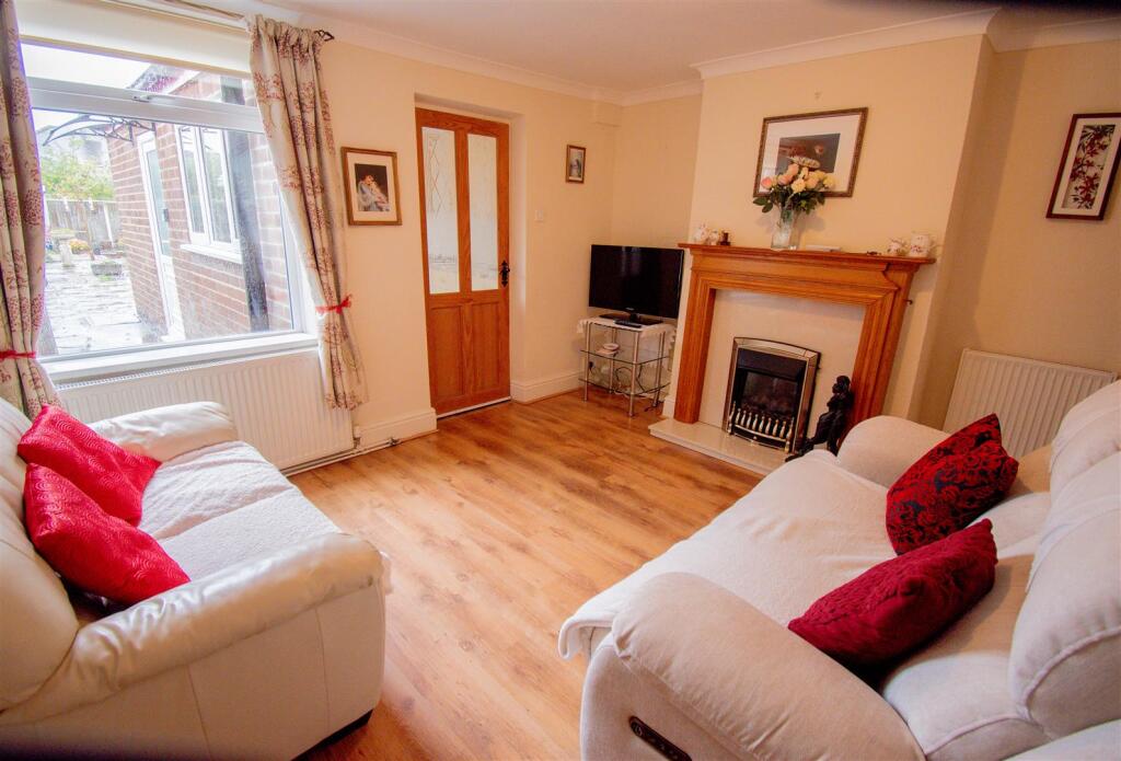 Alfreton Road, Codnor, Ripley photo 4