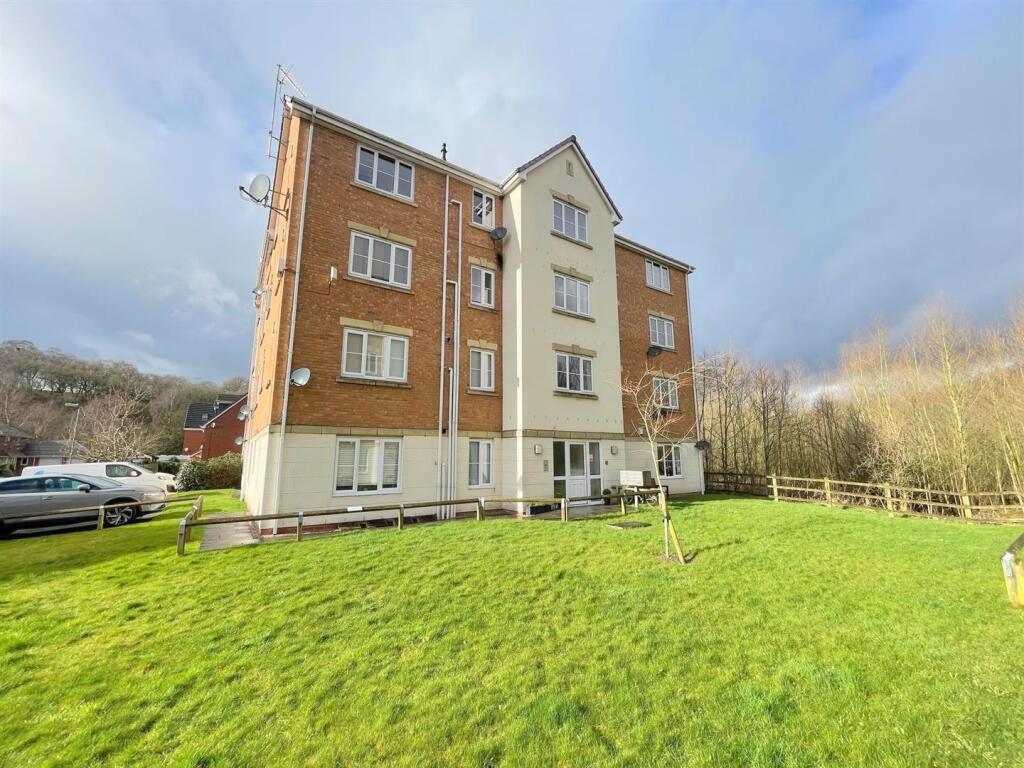 Main image of property: Primrose Close, Leek