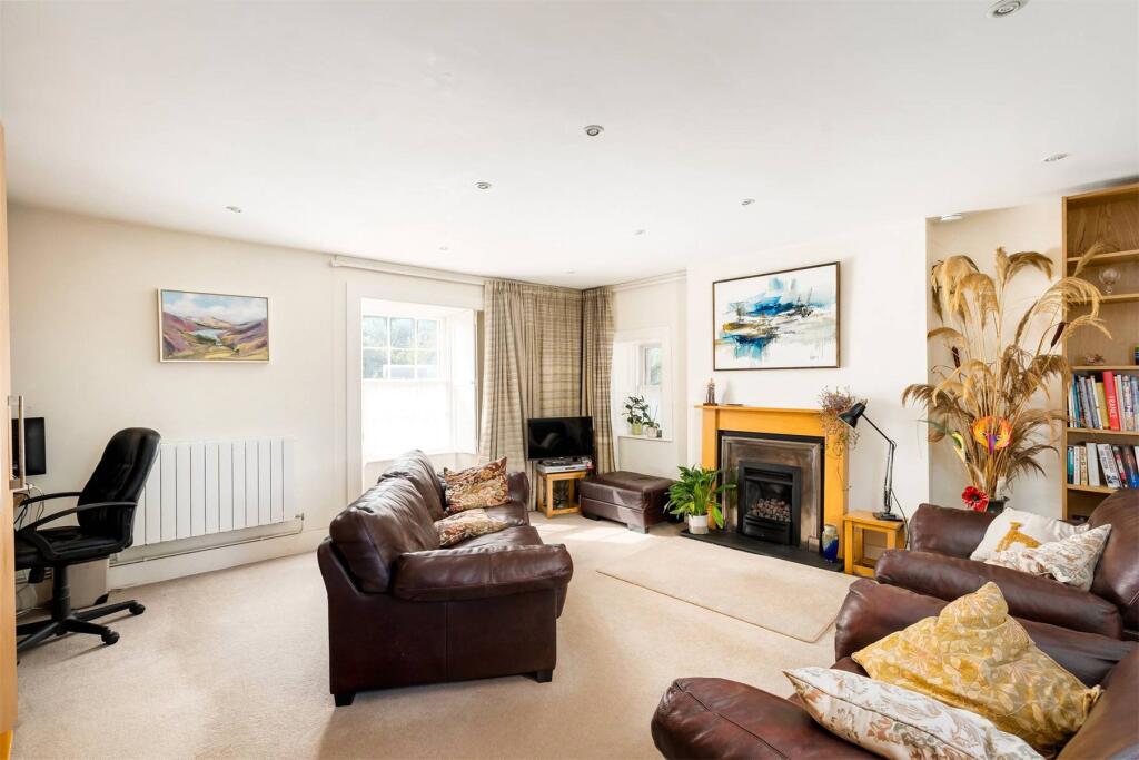House in Currie, Blinkbonny - View 4