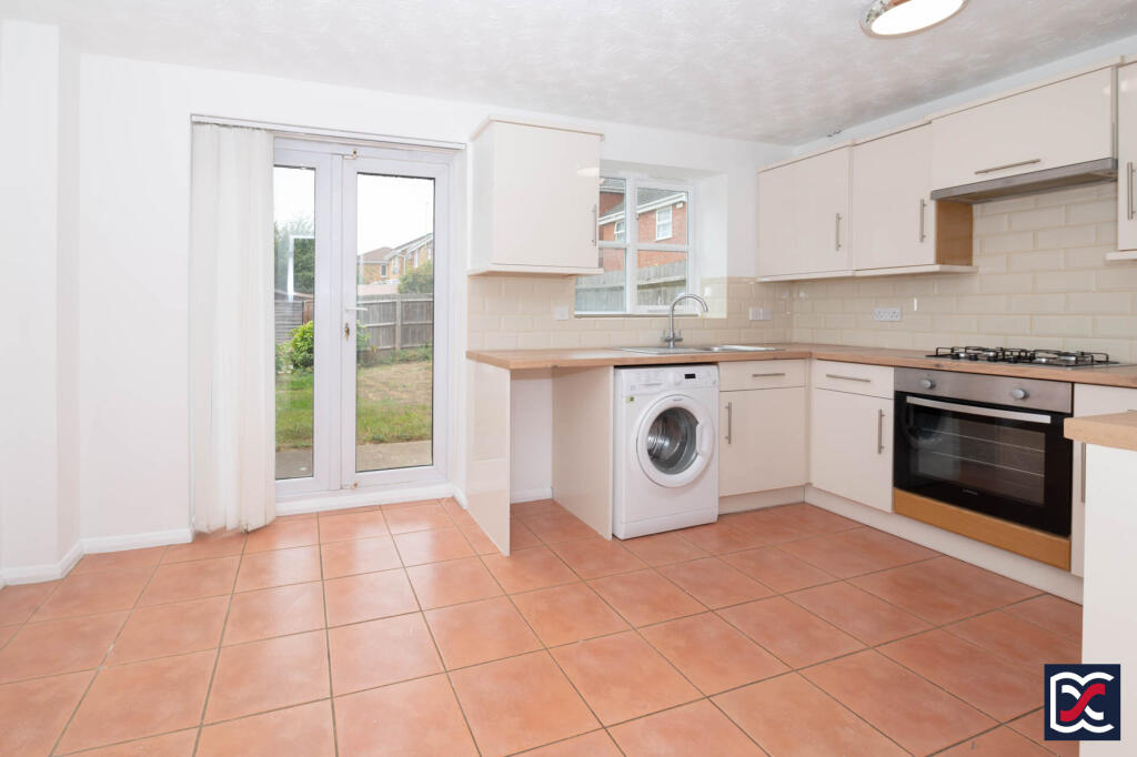 House in Wootton, Wootton Fields - View 2