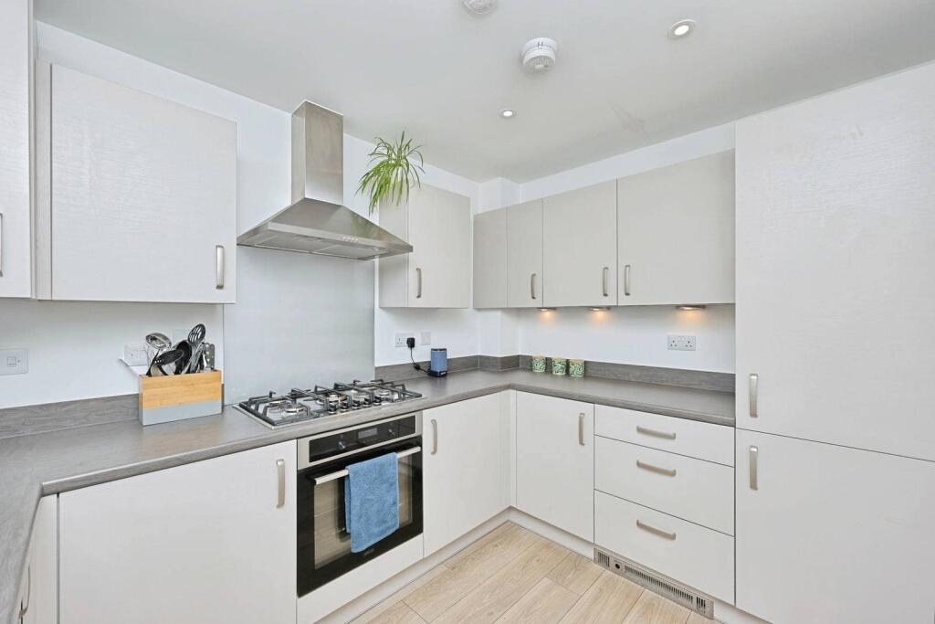 George Close, Postwick, Norwich, NR13 5GP photo 4