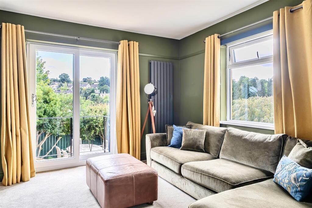 House in Swindon - View 2