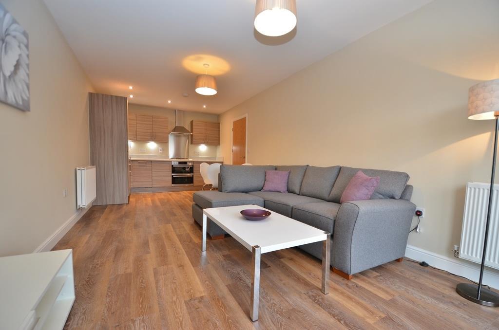 Apartment in Southall - View 2